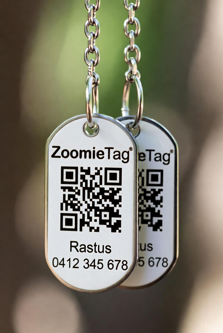 Pet tag with QR code