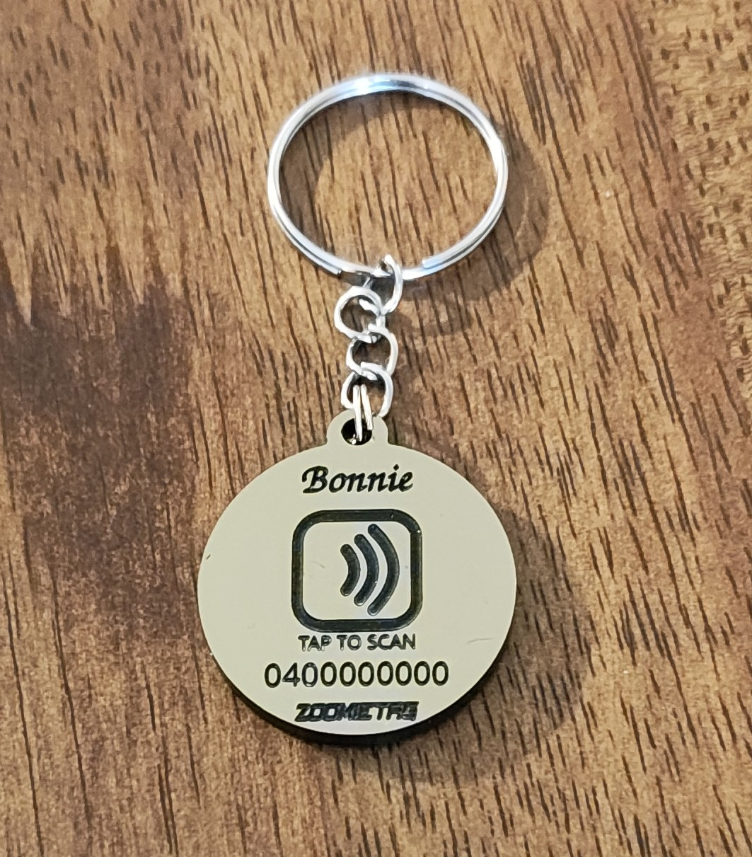 Pet tag with QR code